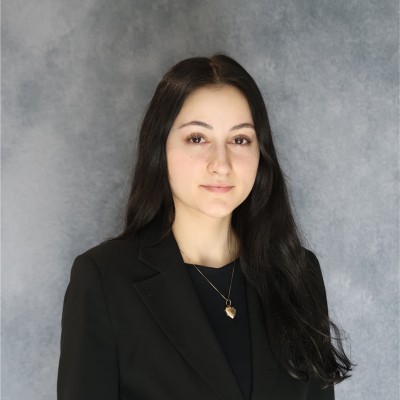 Headshot of Amanda Ashman