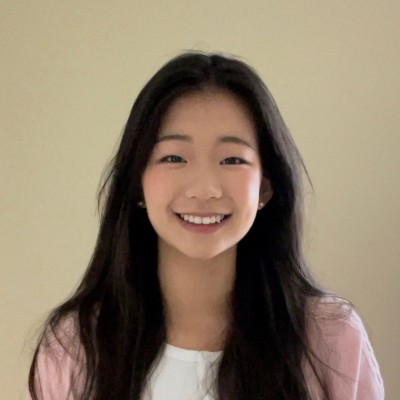 Headshot of Emily Wang
